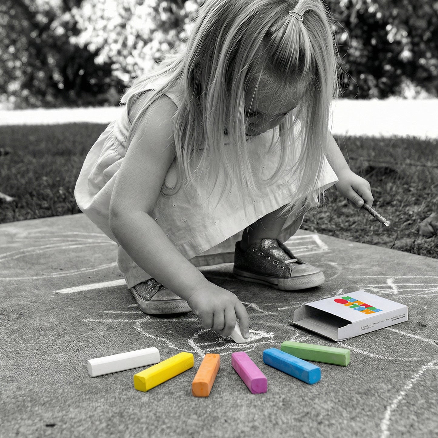 Staedtler Assorted Sidewalk Chalk Set