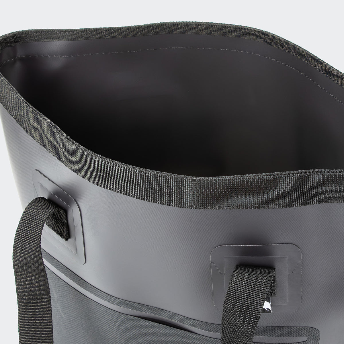 Frontier Bucket Bag