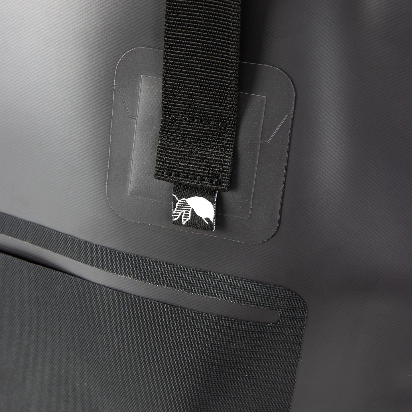 Frontier Bucket Bag