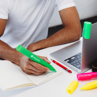 La Guardia Scented Jumbo Highlighters