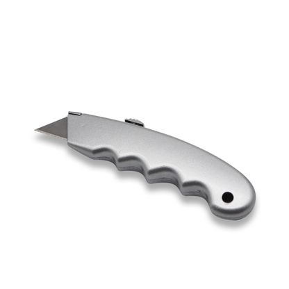 Easy Grip Retractable Utility Knife
